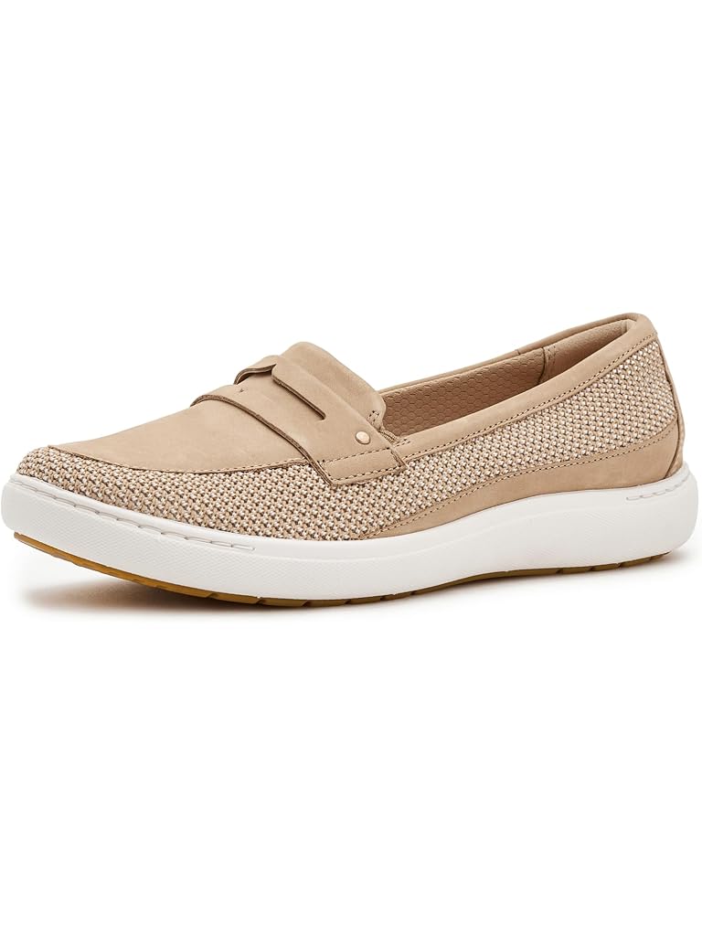 Beige Clarks Nalle Glide