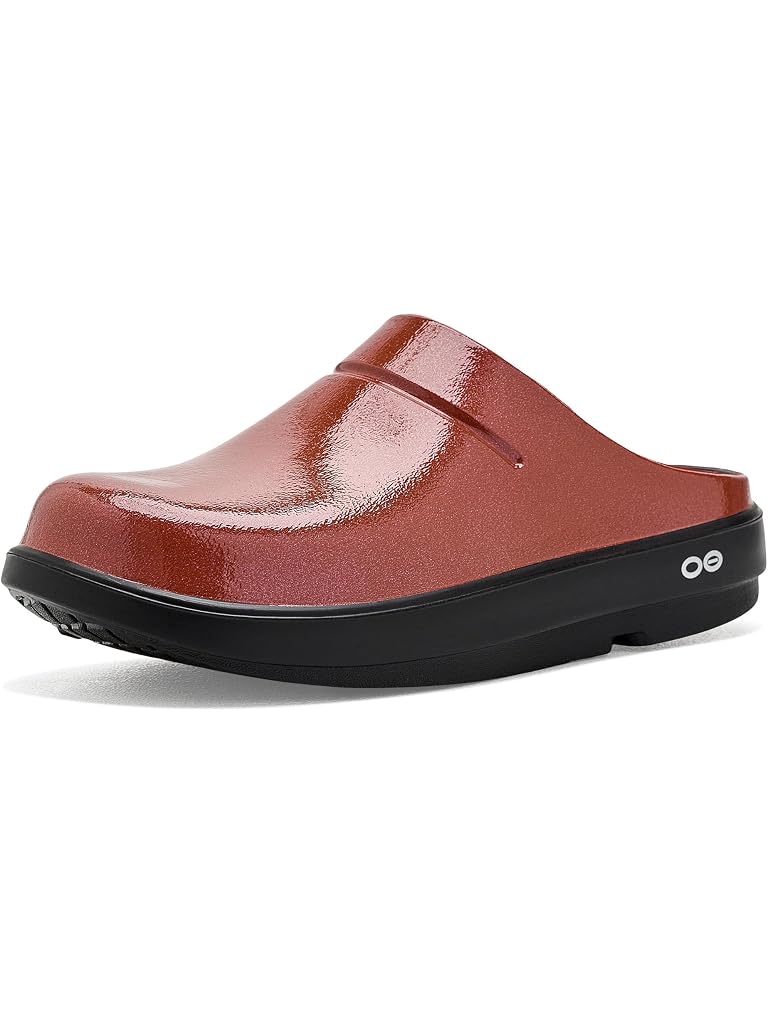 Bronze OOFOS Oocloog Luxe Clogs