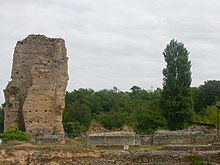 Photographie d'un théâtre gallo-romain, à Naintré.