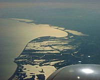 Delta del Rodano, fotografia aerea, veduta obliqua.