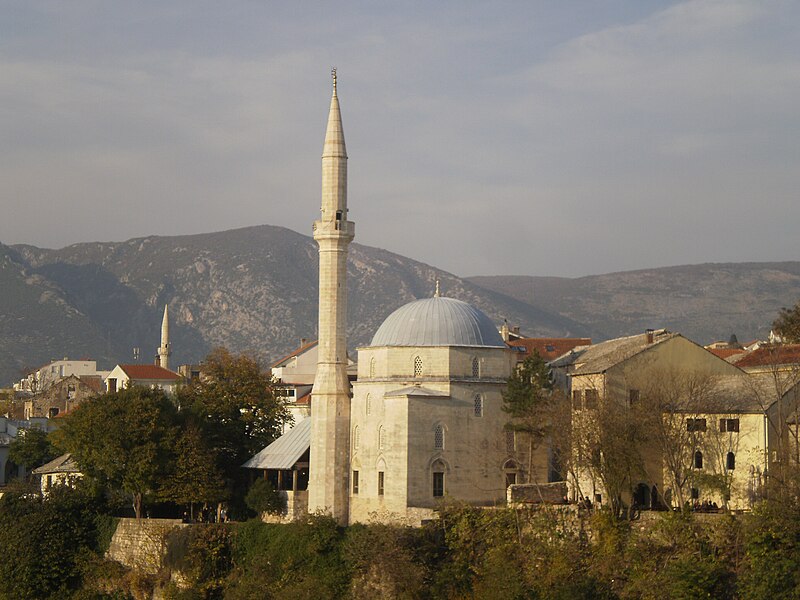 File:Džamija, Mostar040845.JPG