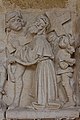 Sculpture (chemin de croix ?) du cloître de l'abbaye de Cadouin.
