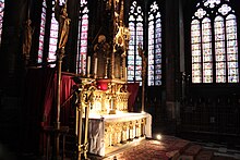 Le maître autel tridentin de la cathédrale.