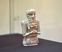 Statuetta maschile, tempio di Nintu VI (museo dell'Iraq)