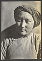 إمرأة مسلمة من عرقية السالار بمنطقة تشينغهاي الصينية ترجع لثلاثينيات القرن الماضي