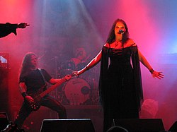 A Tristania fellépése a németországi Summerbreeze fesztiválon, 2005-ben.
