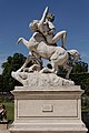 Une statue dans le jardin des Tuileries à Paris. Laurent Honoré Marqueste - Le centaure Nessus enlevant Déjanire.