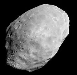 A Mars Reconnaissance Orbiter képe a Phobosról 2008. március 23-án