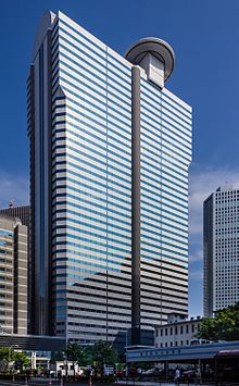 日本マクドナルドはこの新宿アイランドタワーの38〜40階に入居。