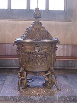 Fonte battesimale in bronzo nella Cappella di San Giorgio (1960-2010)