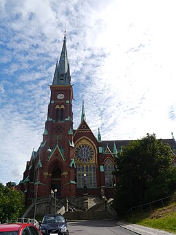Oscar Fredriks kyrka sedd från norr i juli 2012.