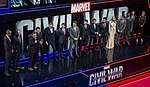 Dàn diễn viên của Captain America: Nội chiến siêu anh hùng trong buổi công chiếu tại Luân Đôn.