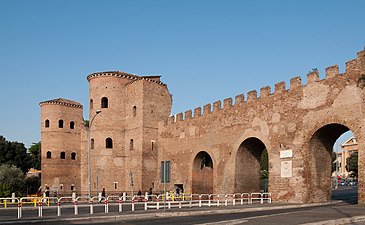 Teil der Aurelianischen Mauer bei der Porta Asinaria