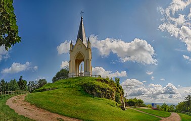 Chapelle Notre-Dame-de-la-Motte située au sommet de la colline de la Motte à Vesoul.