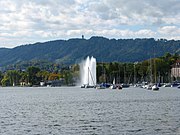 Фонтан на Цюрихському озері