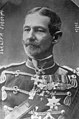 肋骨服の将官（アレクサンドル・アヴェレスク、1916年）